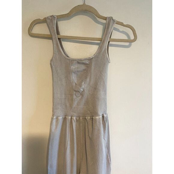 Free People Good Karma Flared Onesie in "Ice Grey" SIZE SMALL - Picture 4 of 7